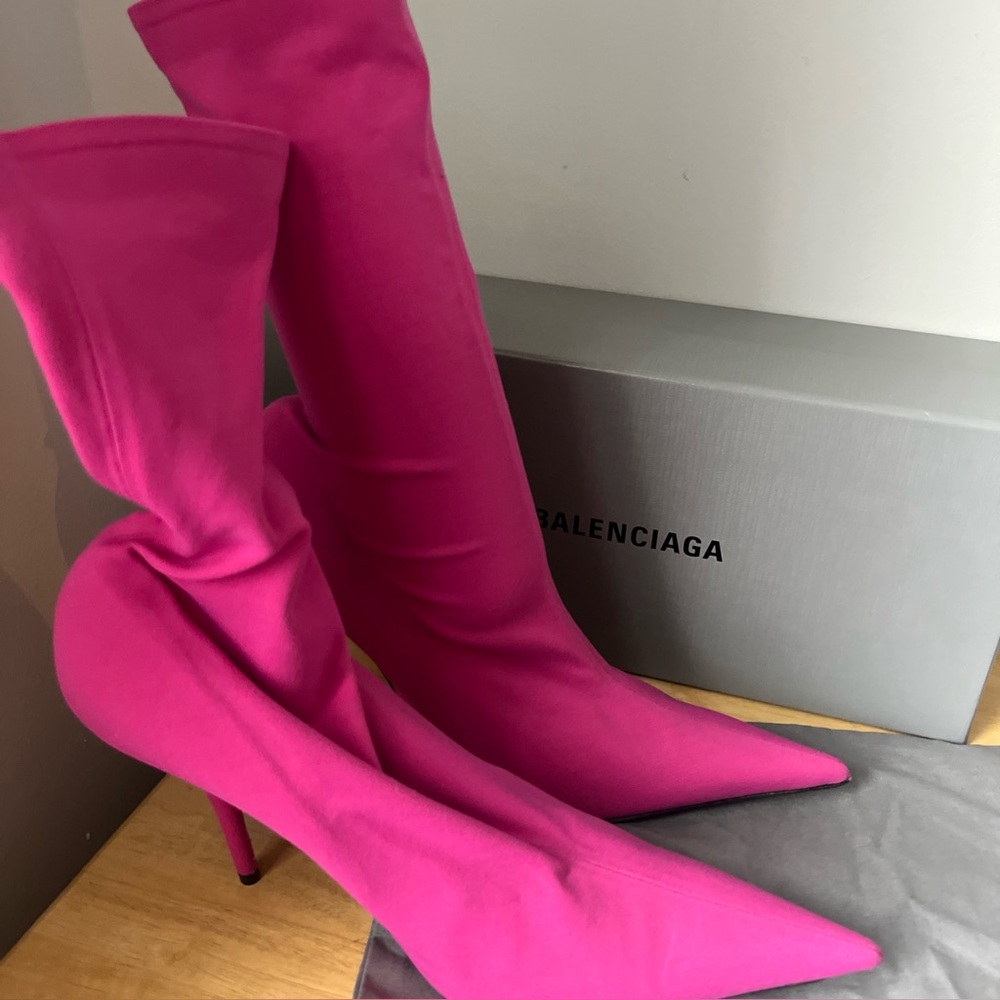 Balenciaga Knife Boot In Fluo Pink Kitten Heel size 9
